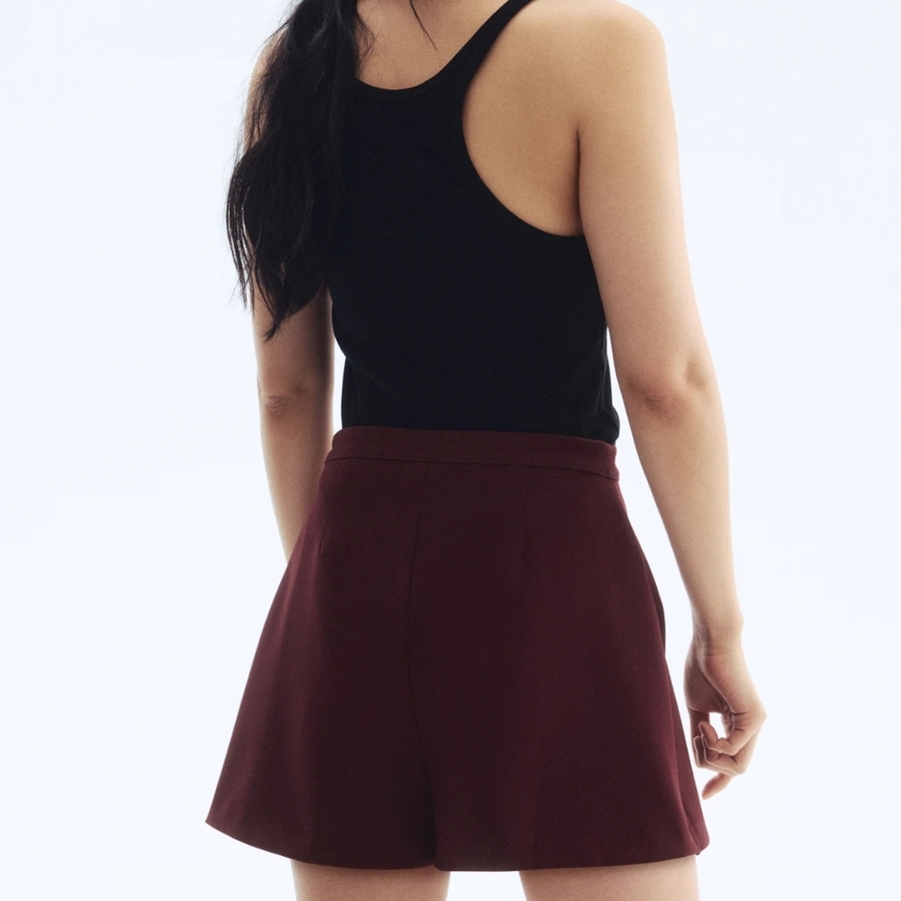 NWT H&M Burgundy Skort - Picture 3 of 3
